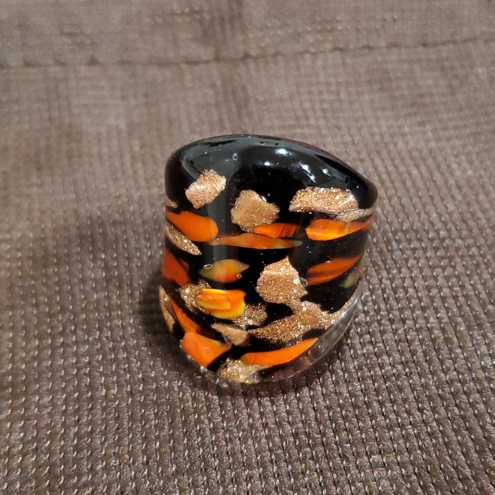 Glass ring (size 7)